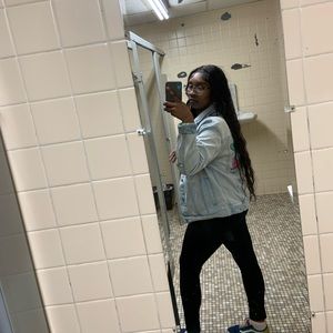 Meet your Posher, Diamond